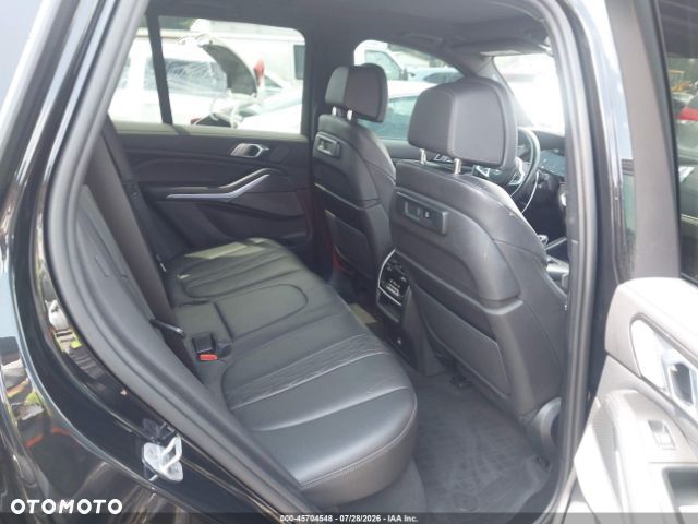 BMW X5 xDrive40i - 6