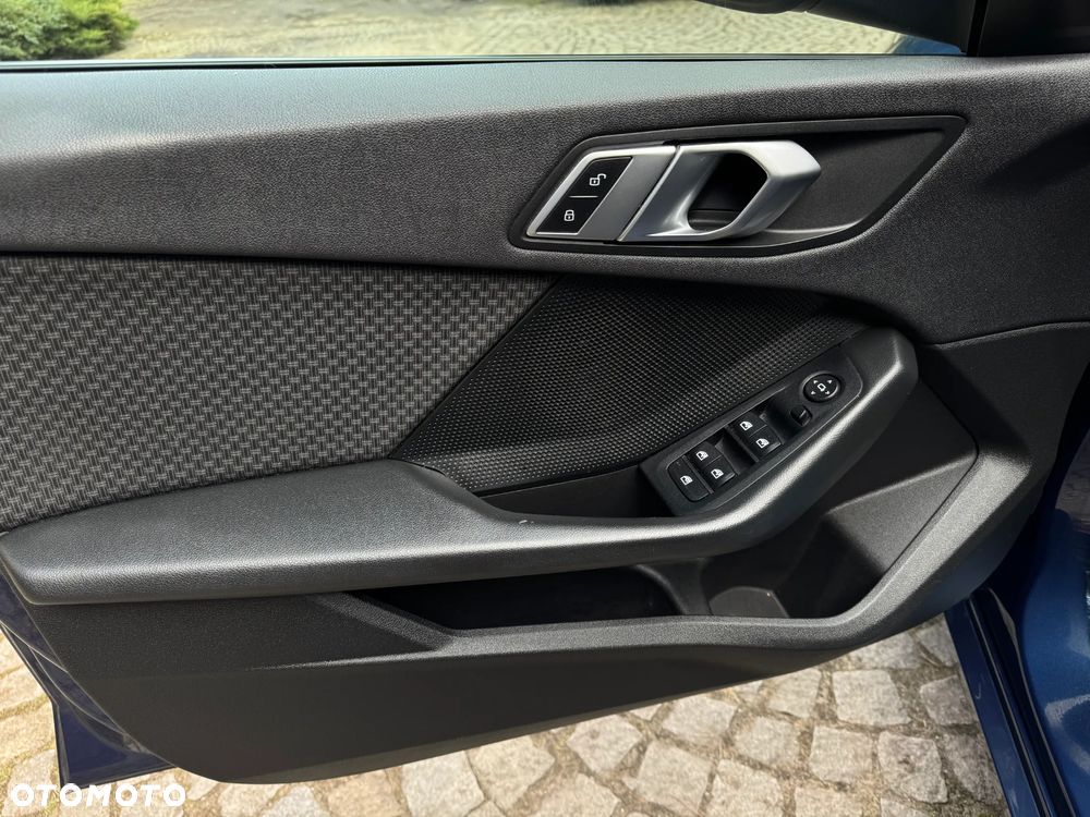 BMW Seria 2 218i - 20