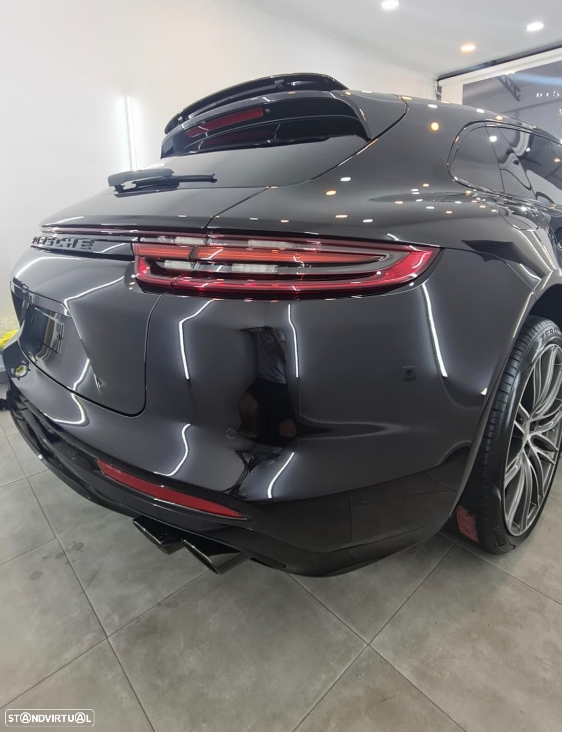 Porsche Cayenne E-Hybrid Platinum Edition - 3