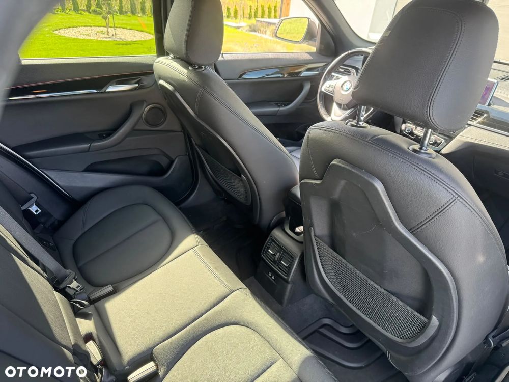BMW X1 - 17