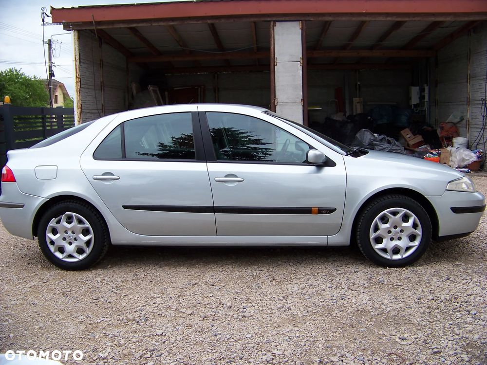 Renault Laguna 1.6 Expression - 8