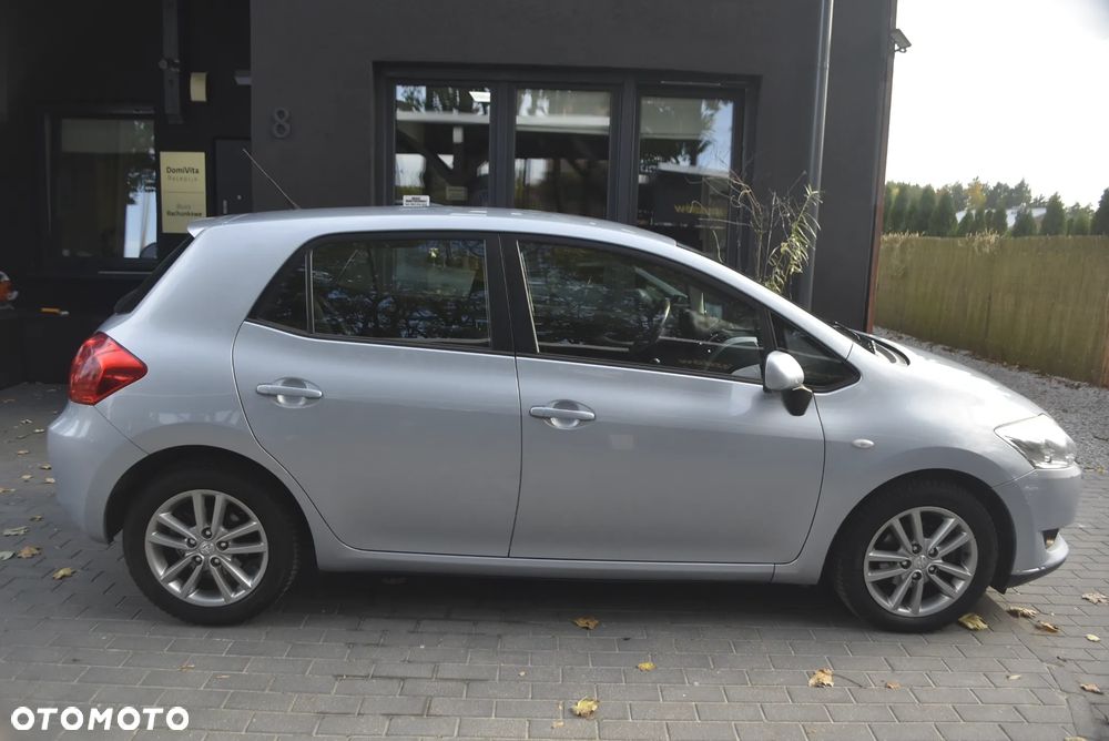 Toyota Auris 1.4 VVT-i Luna - 5