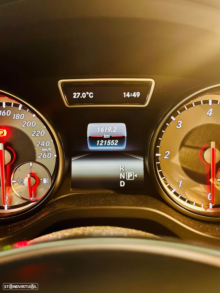 Mercedes-Benz GLA 220 CDI AMG Line - 12