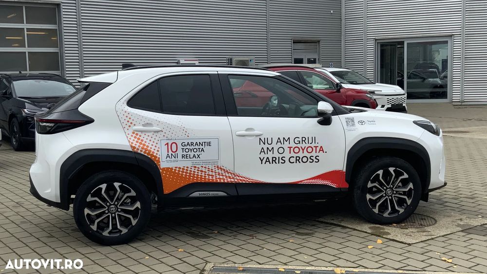 Toyota Yaris Cross 1.5 VVT-i HSD 116 4x4 HEV Dynamic - 15