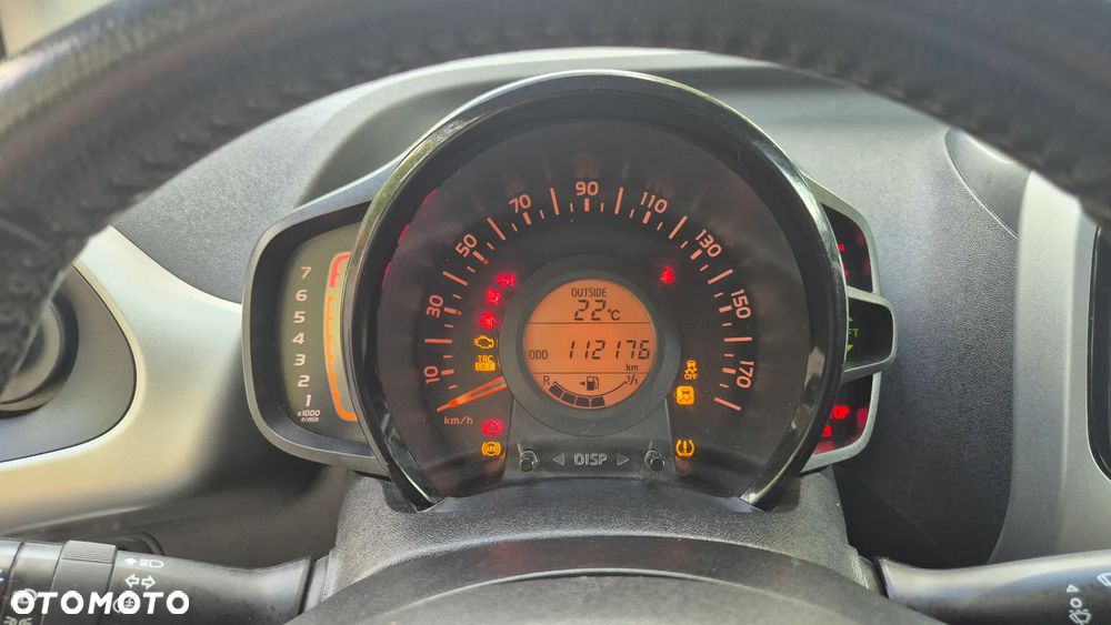 Toyota Aygo x-play - 22