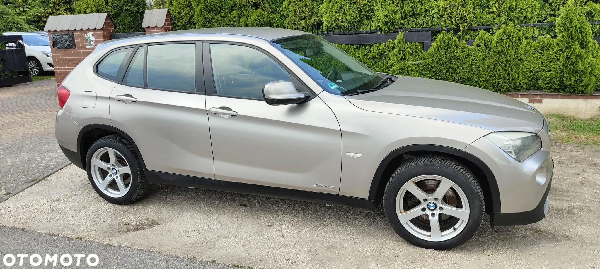 BMW X1 sDrive18i - 12