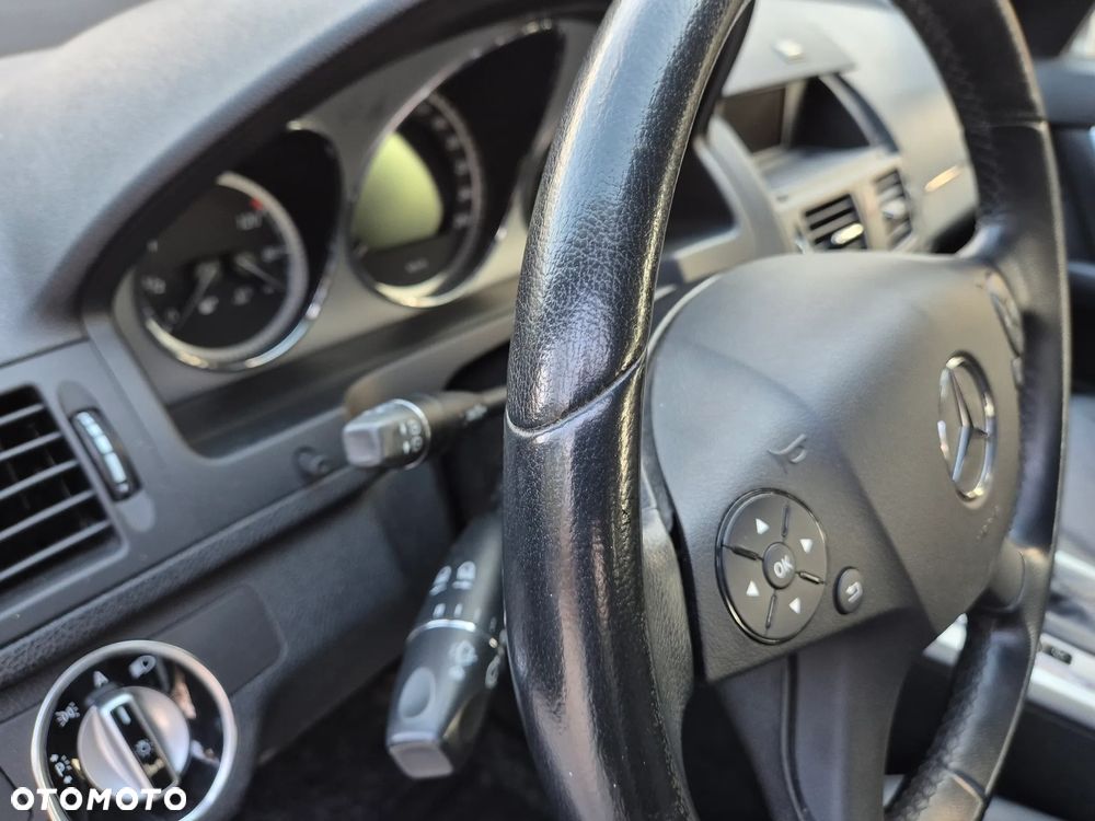 Mercedes-Benz Klasa C - 27