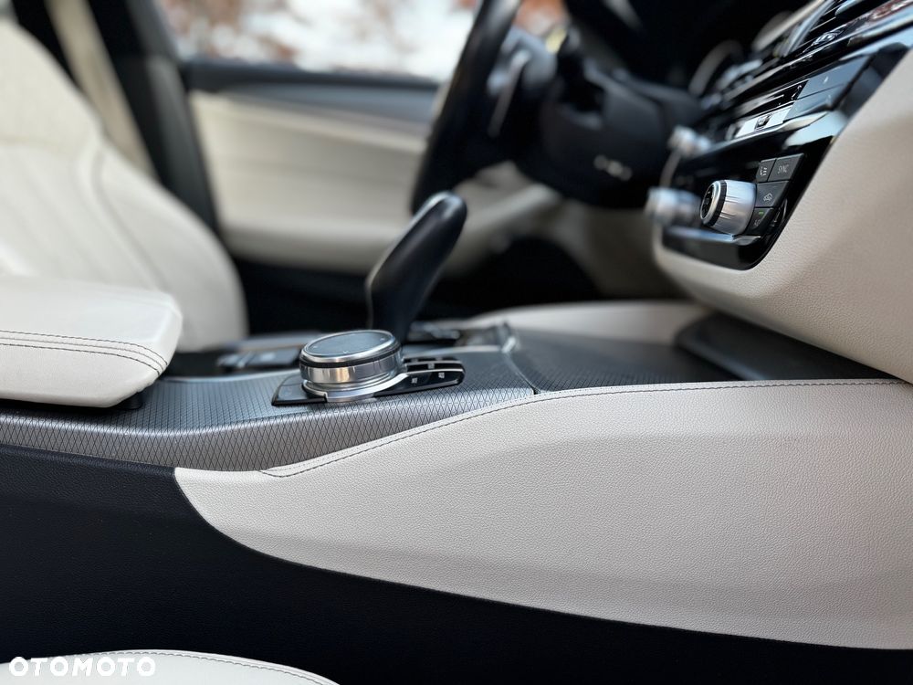 BMW Seria 5 525d M Sport sport - 20