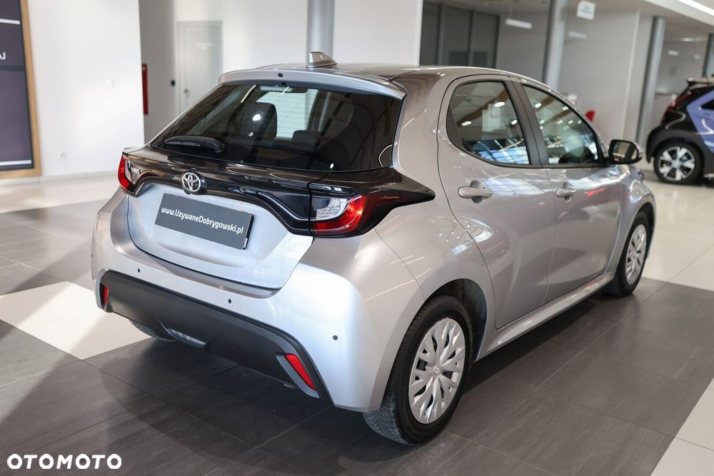 Toyota Yaris - 37