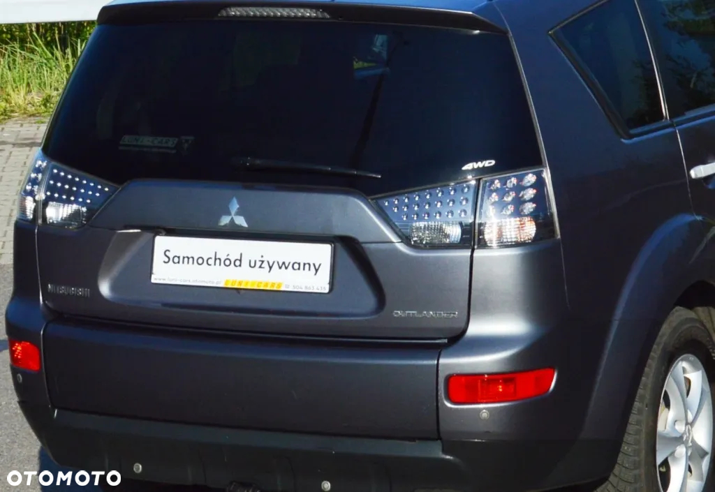 Mitsubishi Outlander - 15