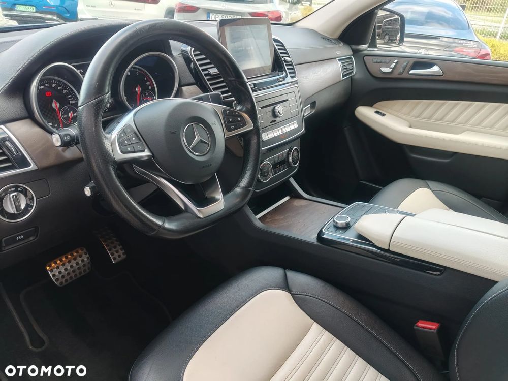 Mercedes-Benz GLE AMG Coupe 43 4-Matic - 17