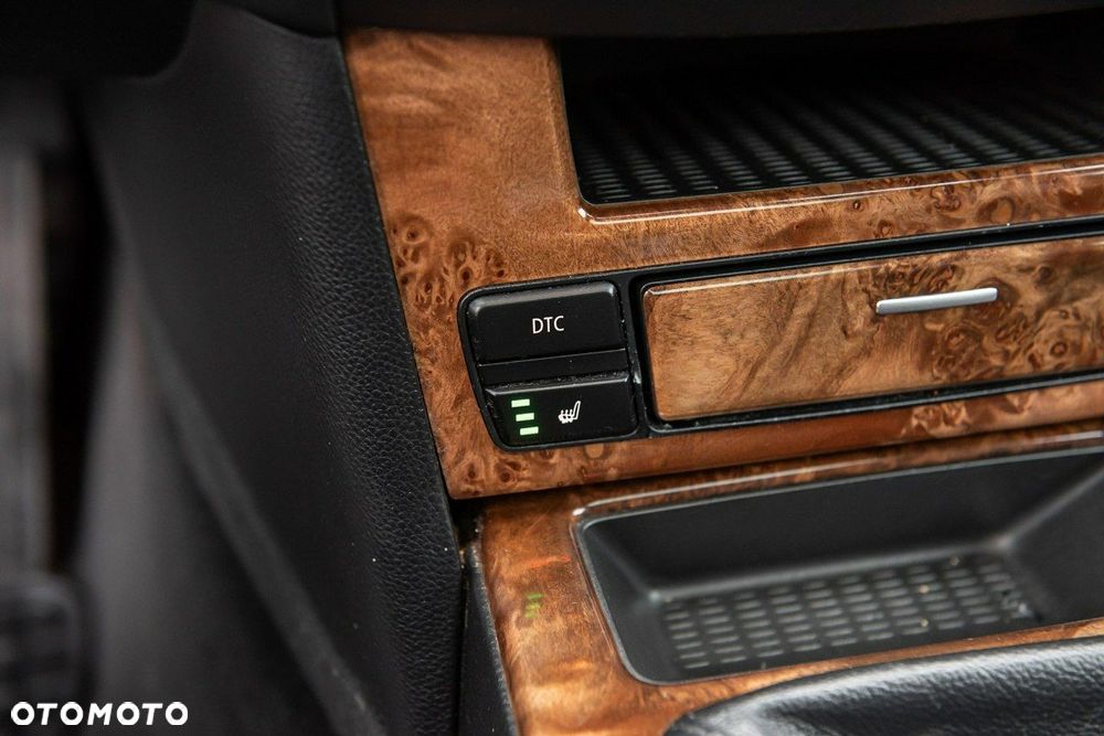BMW Seria 5 523i Edition Sport - 25
