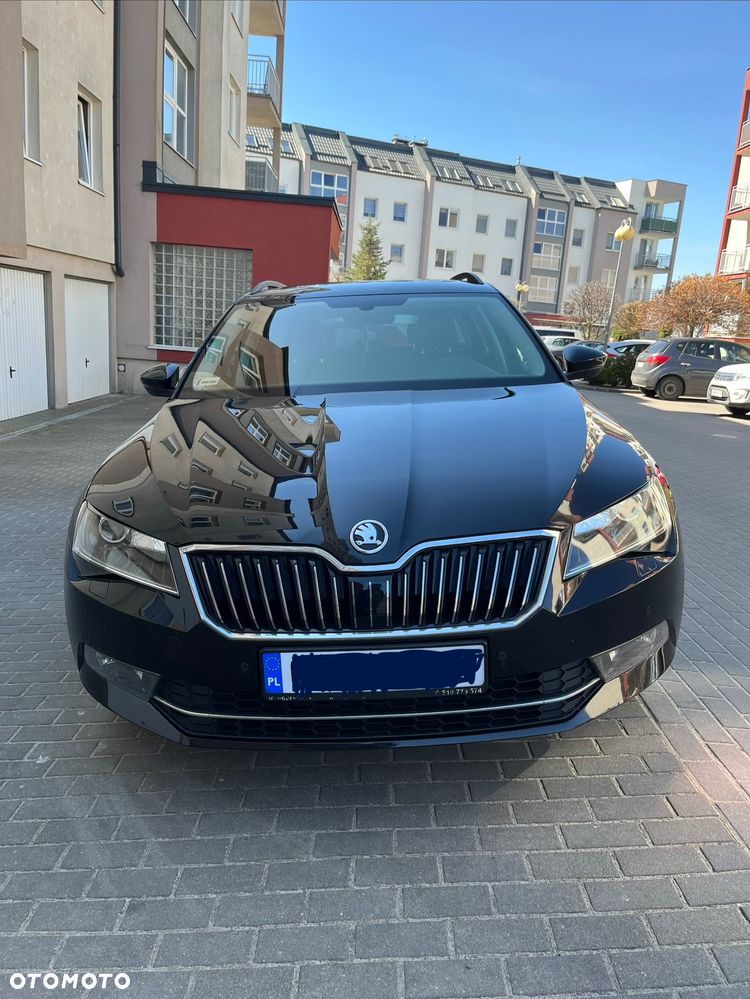 Skoda Superb 1.6 TDI Style DSG - 1