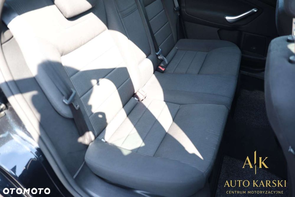 Ford Mondeo 1.6 T Titanium - 34