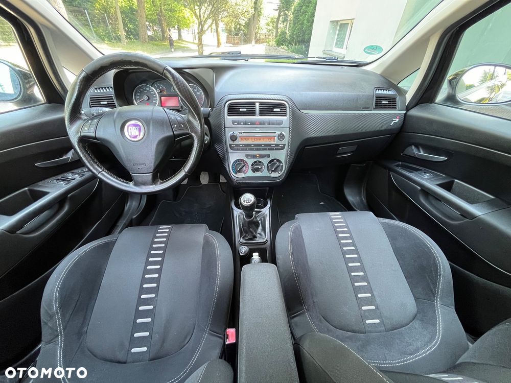 Fiat Grande Punto 1.4 T-Jet 16V Dynamic - 17