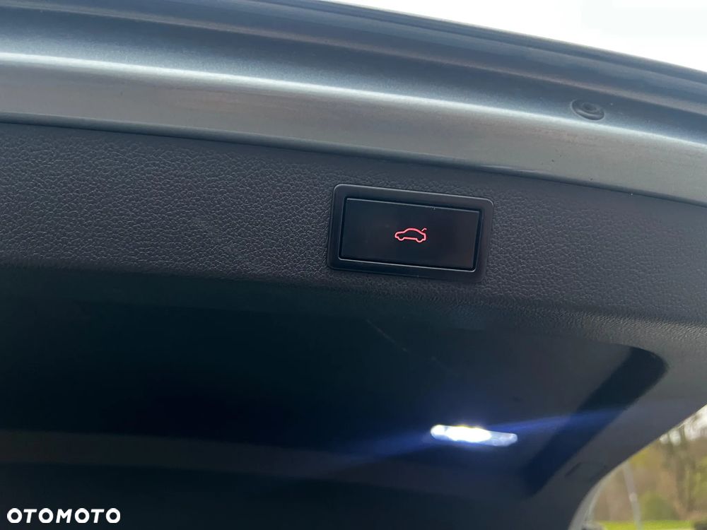 Skoda Superb 1.6 TDI GreenLine - 9