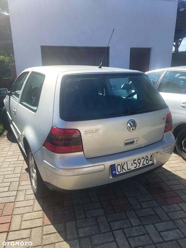 Volkswagen Golf - 3