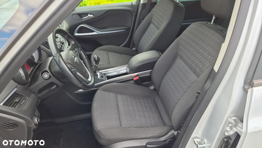Opel Zafira Tourer 1.4 Turbo Edition - 21