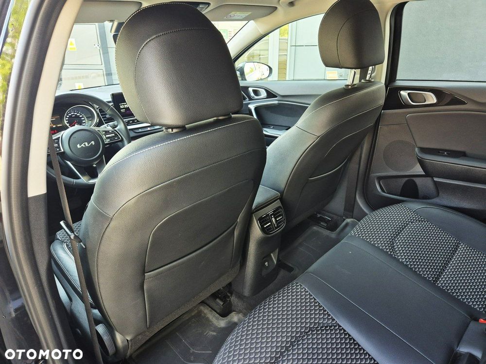 Kia Ceed 1.5 T-GDI Tribute DCT - 14