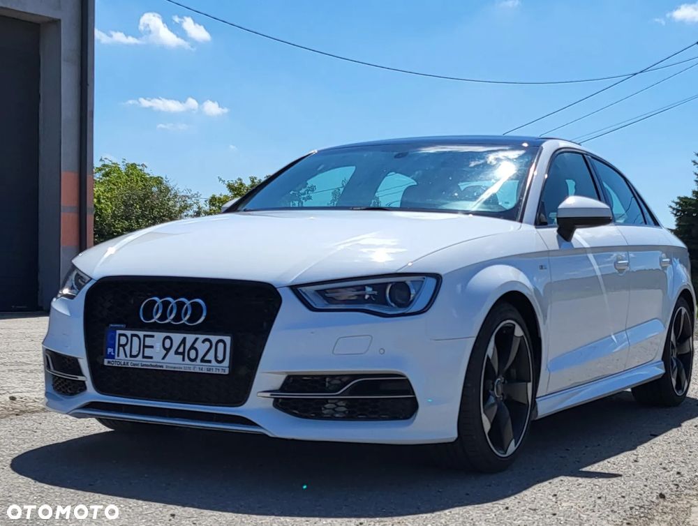 Audi A3 2.0 TFSI quattro S tronic sport - 1