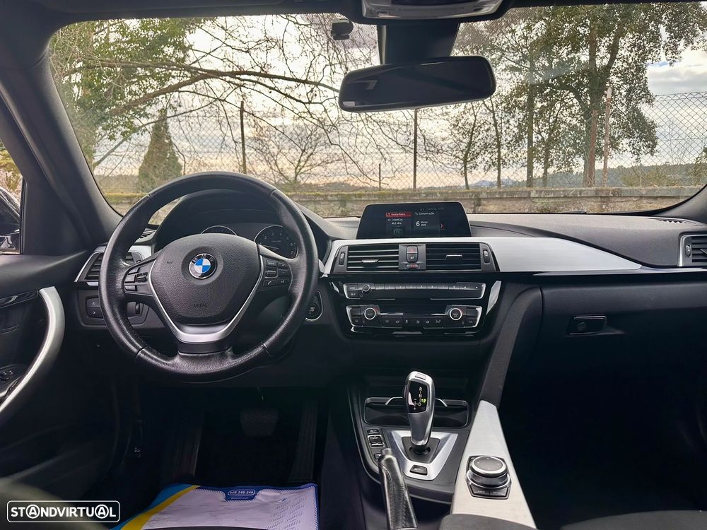 BMW 330 e iPerformance Line Sport - 10