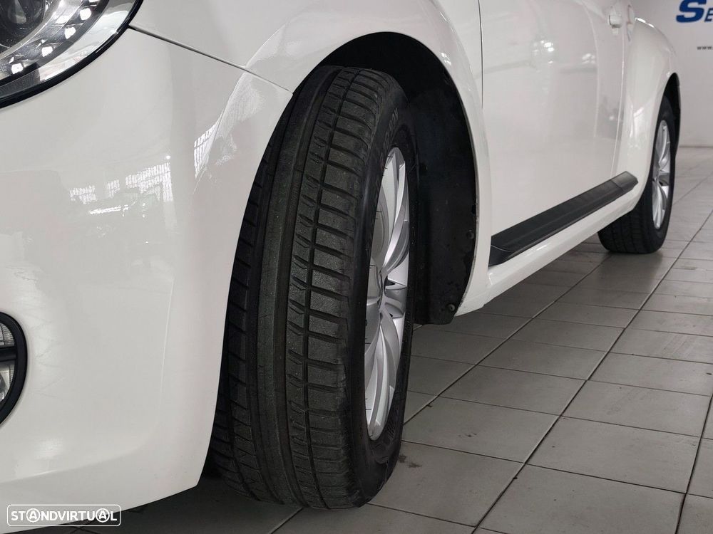 VW New Beetle 1.6 TDi Design - 8