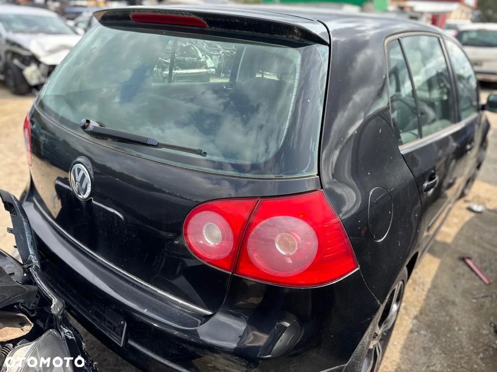 Volkswagen Golf V,  2,0 benz. 110KW, 2004r  kod silnika BLX skrzynia GB- CZĘŚCI - 18