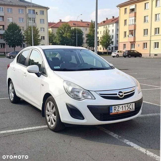 Opel Corsa 1.2 16V Color Edition - 1
