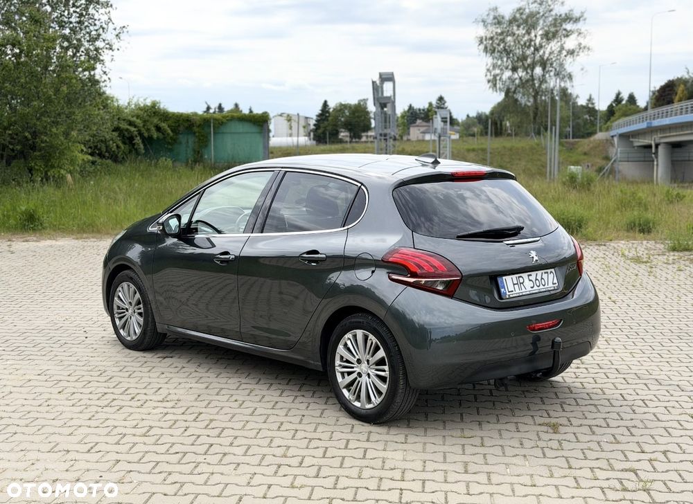 Peugeot 208 1.2 PureTech Active - 5