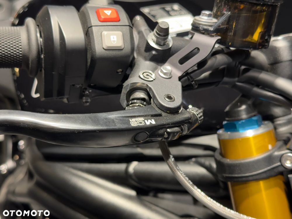 Triumph Speed Triple - 6