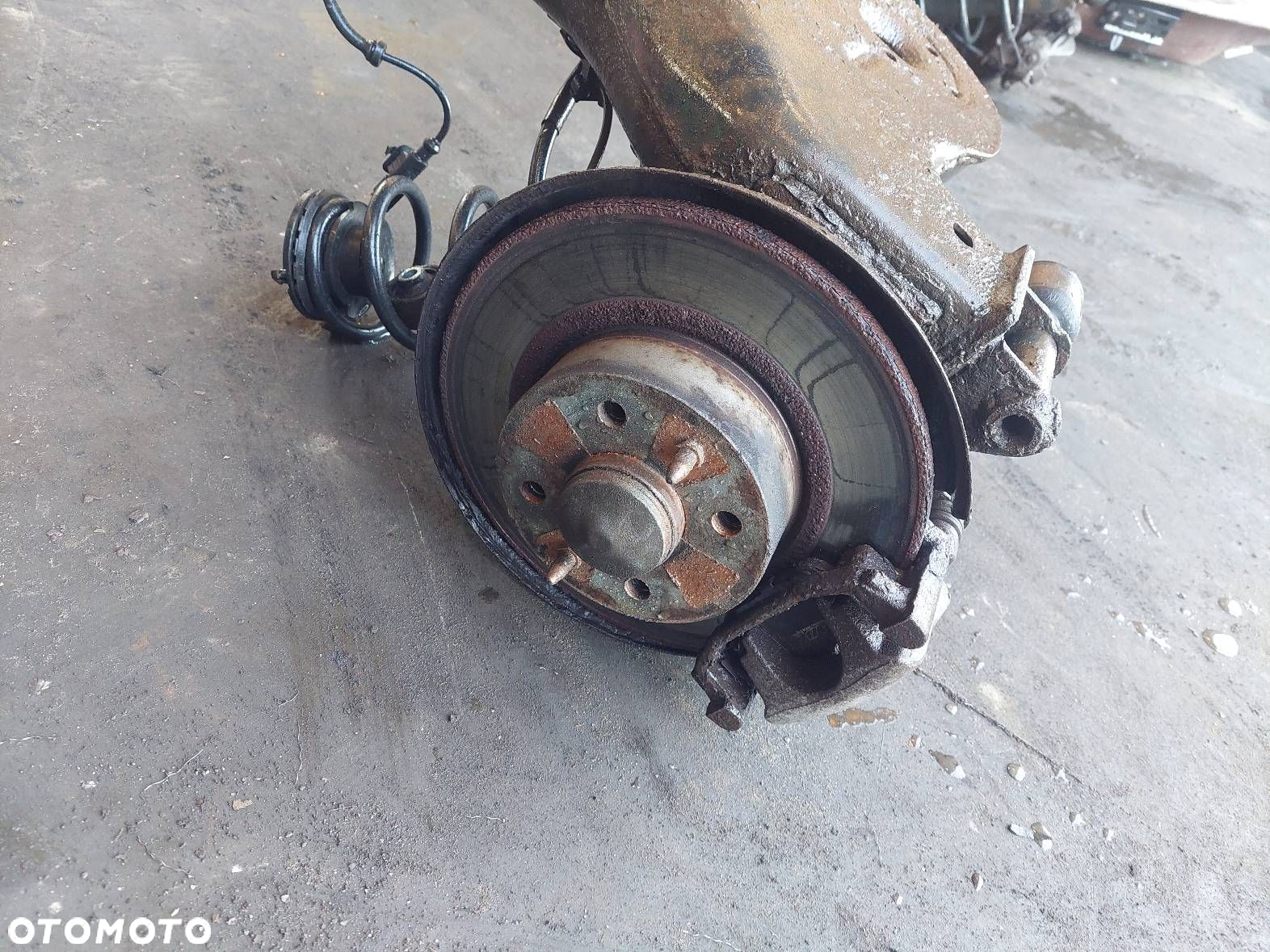 KOMPLETNE ZAWIESZENIE TYŁ FIAT STILO KOMBI - 3