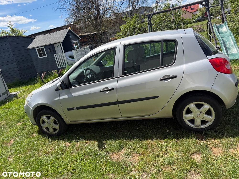 Renault Clio 1.5 dCi 70 Expression - 6