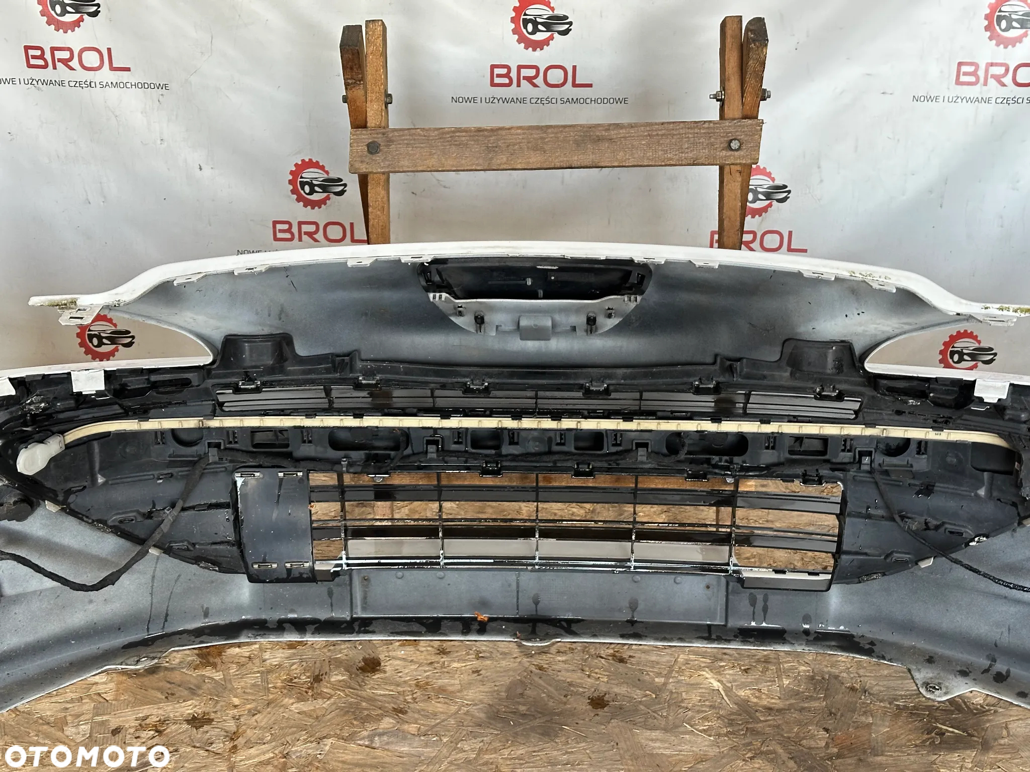 ZDERZAK PRZEDNI PEUGEOT RCZ   PDC  KWFA - 7