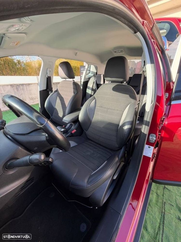Peugeot 2008 1.2 PureTech Allure EAT6 - 16