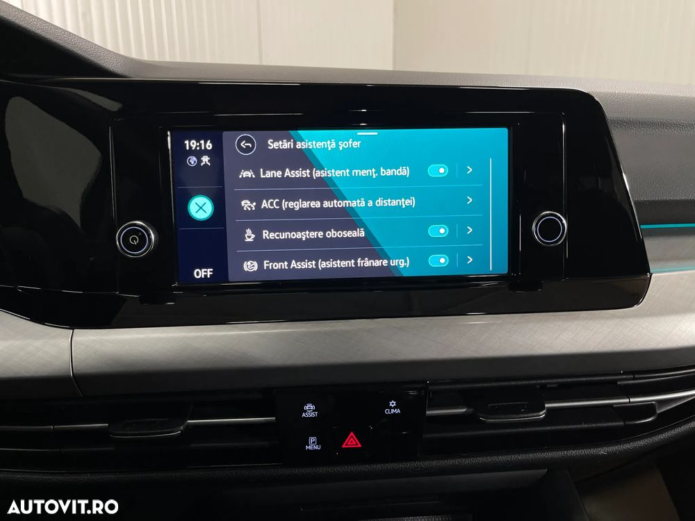 Volkswagen Golf 2.0 TDI SCR Life - 18