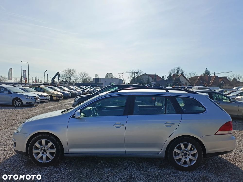 Volkswagen Golf - 2