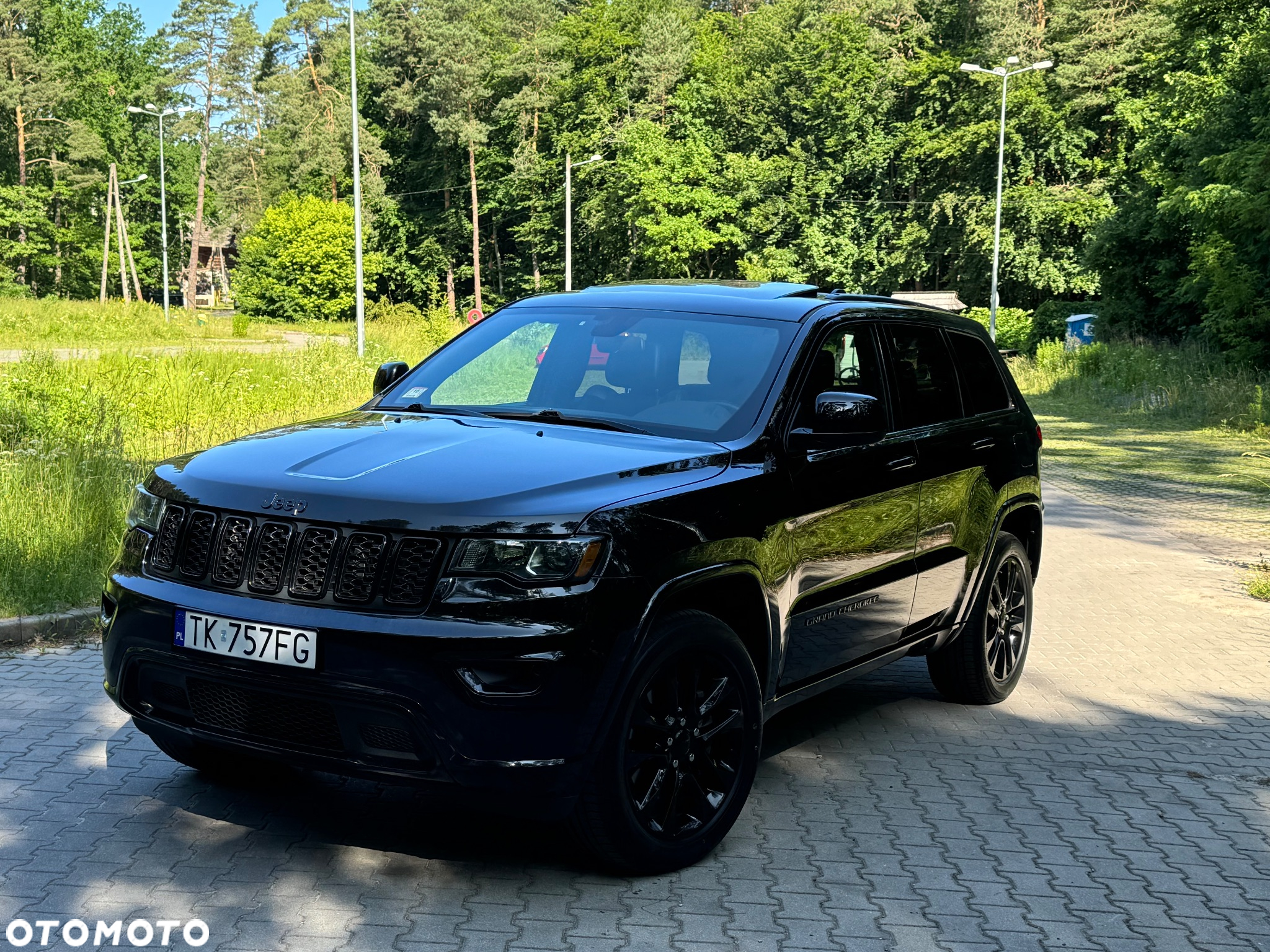 Jeep Grand Cherokee - 10