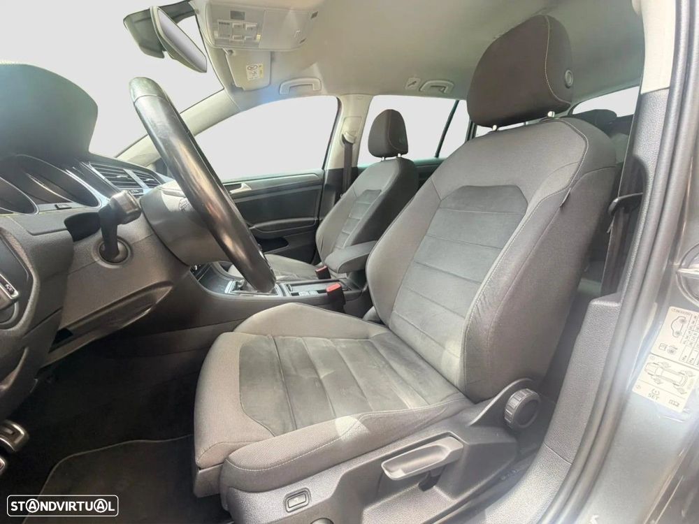 VW Golf Variant - 10