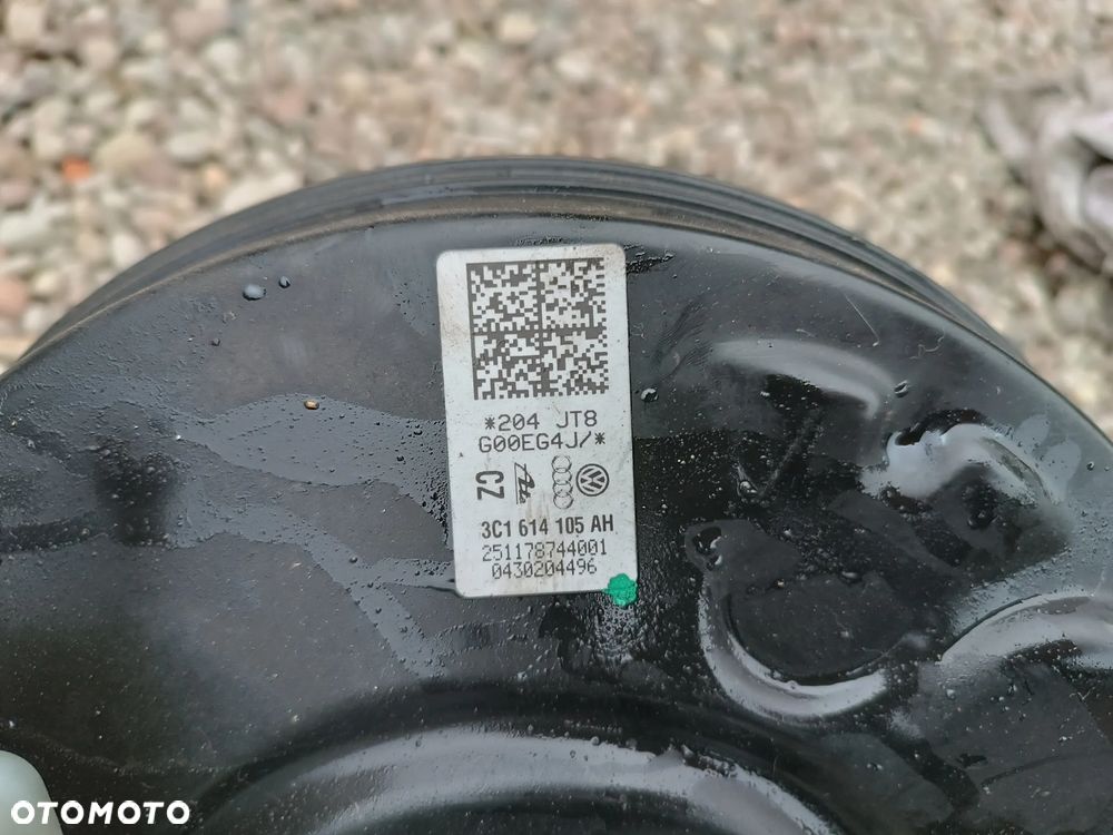 VW TIGUAN I SERWO HAMULCOWE KOMPLETNE 3C1614105AH EUROPA 1.4 TSI MANUAL - 2