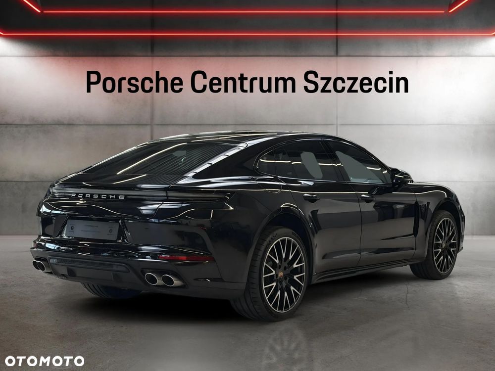 Porsche Panamera 4 - 5