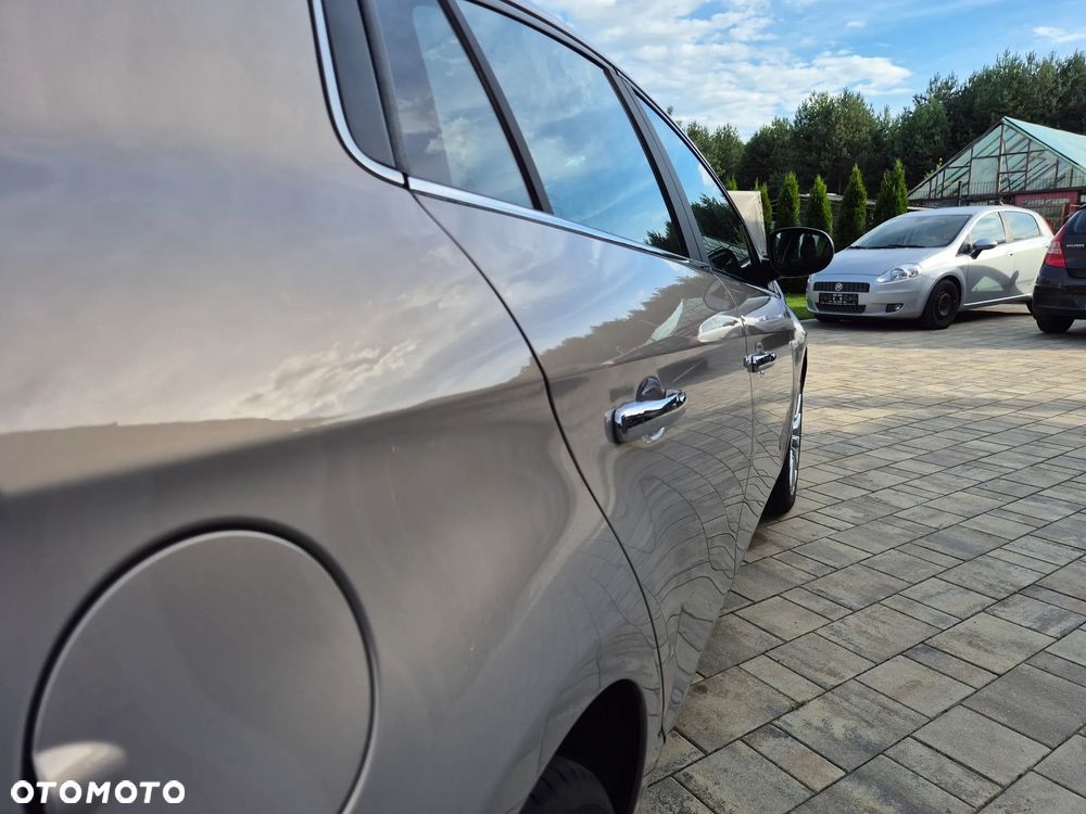 Fiat Bravo 1.4 T-Jet 16V Dynamic - 23