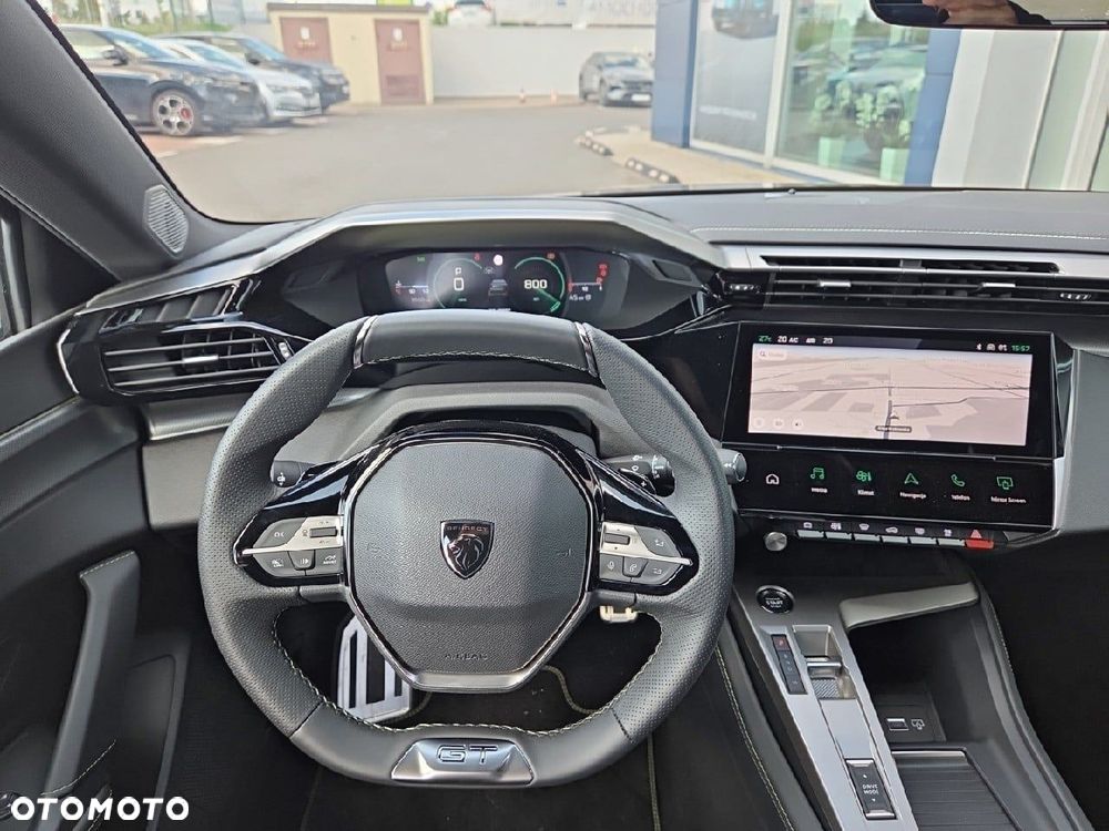 Peugeot 308 - 8