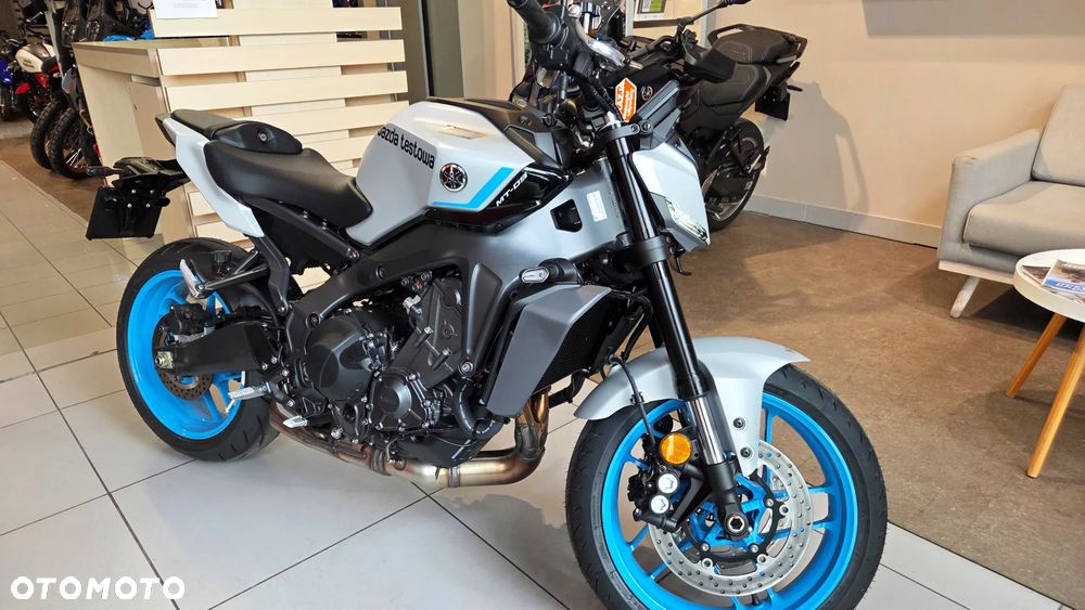 Yamaha MT - 2