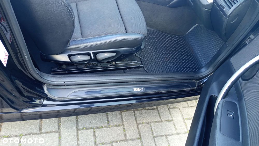 BMW Seria 1 118d DPF - 12