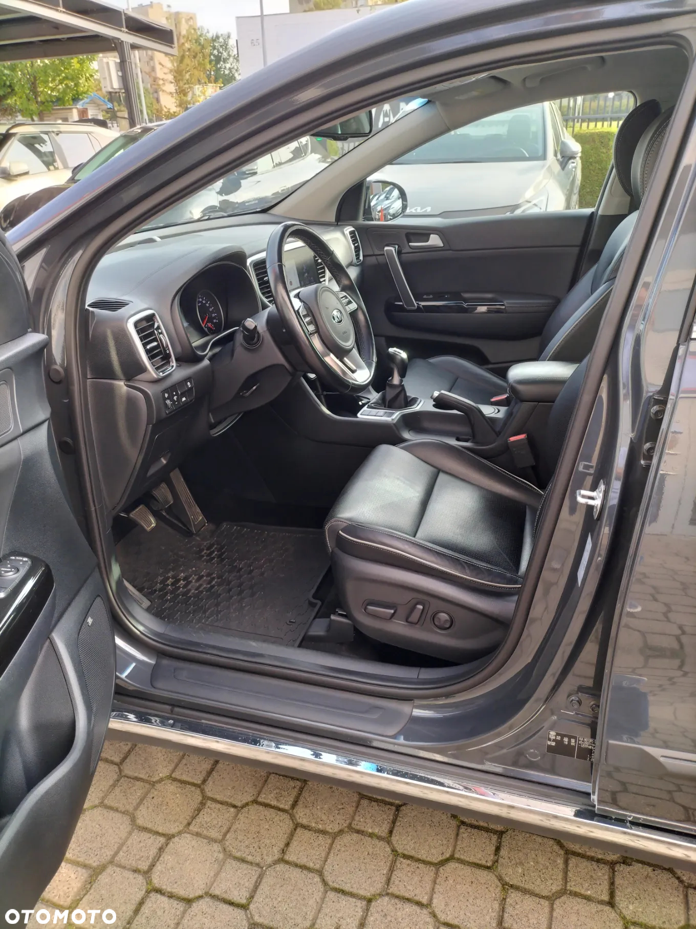 Kia Sportage 1.6 T-GDI L Business Line Plus 2WD - 7