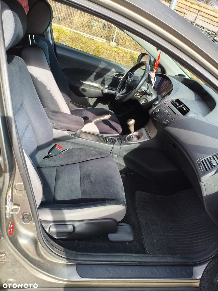 Honda Civic 1.8 Comfort - 22