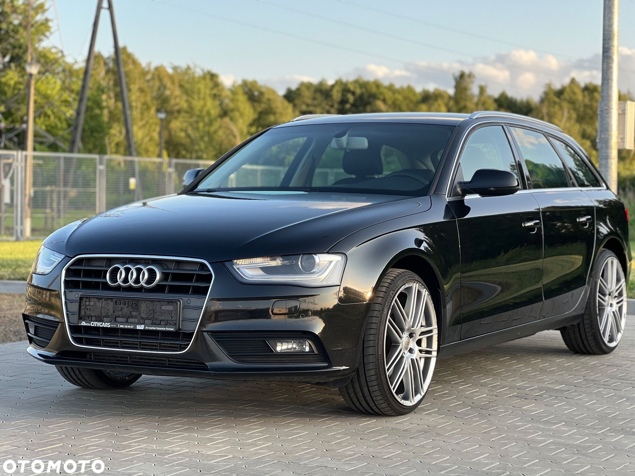 Audi A4 - 1