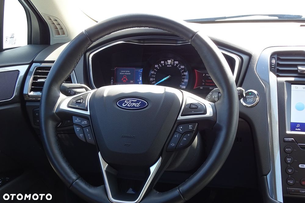 Ford Mondeo 2.0 Hybrid Titanium - 38