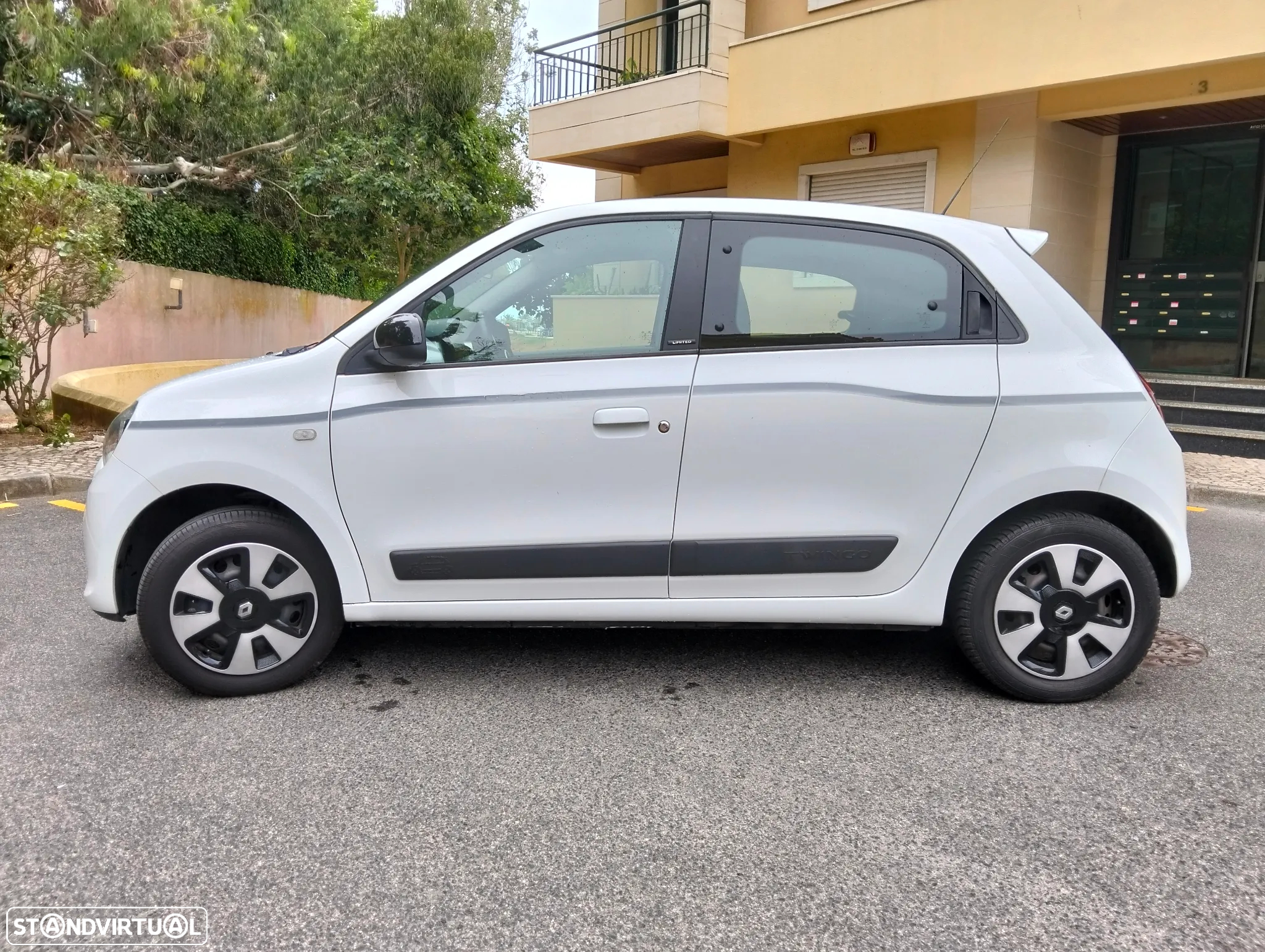 Renault Twingo 1.0 SCe Limited - 3