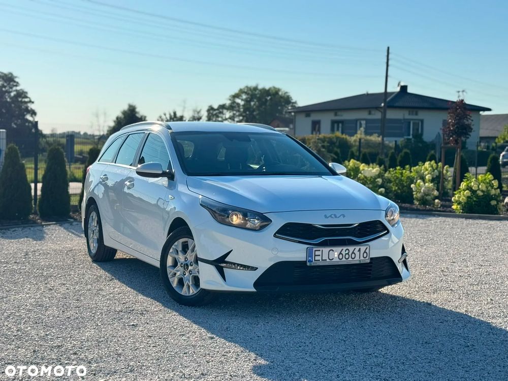 Kia Ceed 2023 photo 3